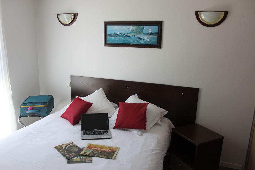Comfort Suites Pau Idron Εξωτερικό φωτογραφία