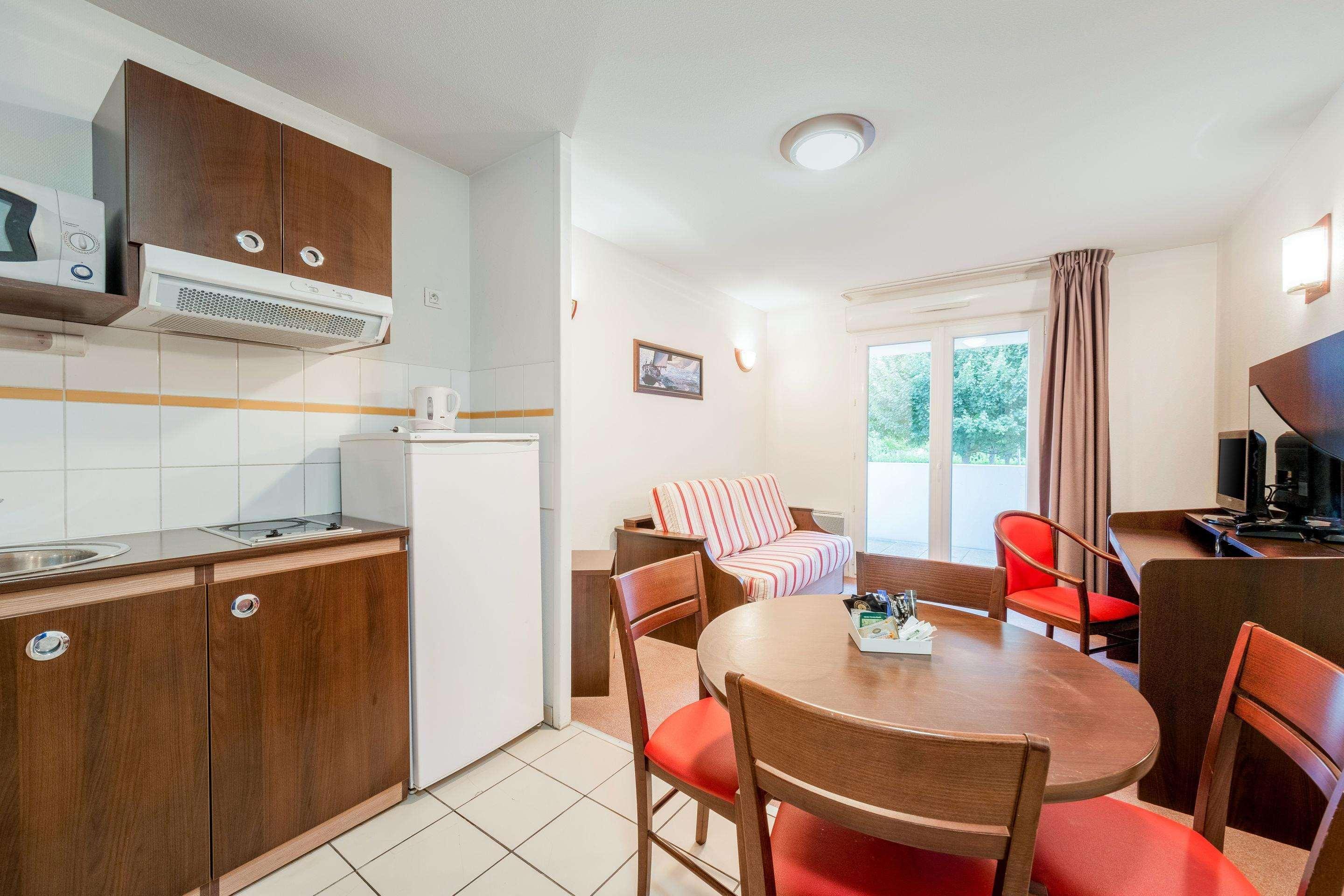 Comfort Suites Pau Idron Εξωτερικό φωτογραφία